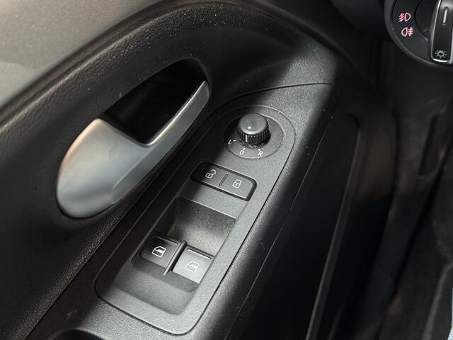 Volkswagen UP! 1.0 BMT high up! | Airco | Cruise | Bluetooth | Parkeerhulp | 15" lmv | 1e eig.