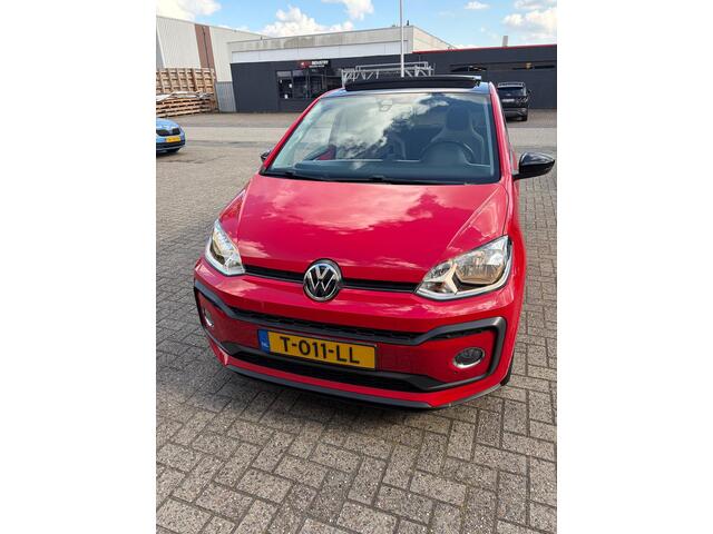Volkswagen UP! 1.0 TSI 90PK High Up! beats Zeer bijzonder & Mooi!