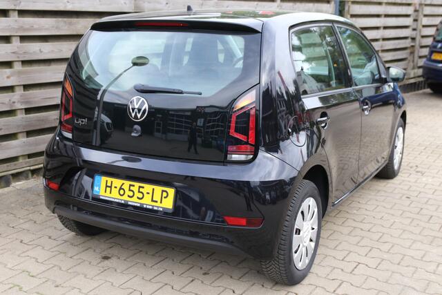 Volkswagen UP! 1.0 BMT move up! / Airco /