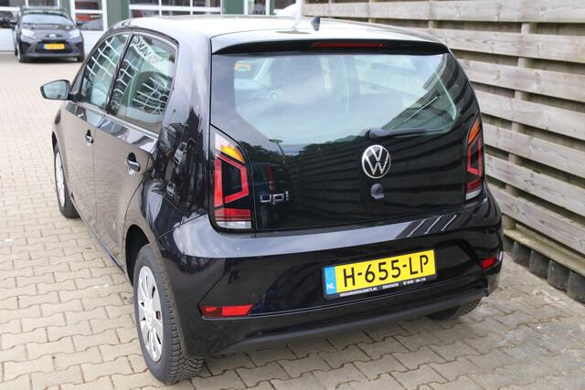 Volkswagen UP! 1.0 BMT move up! / Airco /