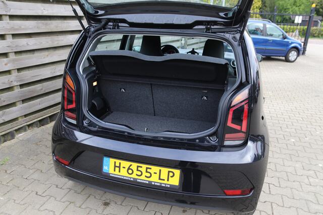 Volkswagen UP! 1.0 BMT move up! / Airco /