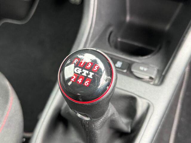 Volkswagen UP! 1.0 TSI GTI | 1e eigenaar | 5 Deurs | Clima | Camera | Volledige historie!! | Nieuwstaat!