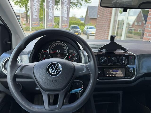 Volkswagen UP! 1.0 NIEUWE APK / NAVI.VIA.APP / AIRCO / RIJKLAAR / INCL GARANTIE