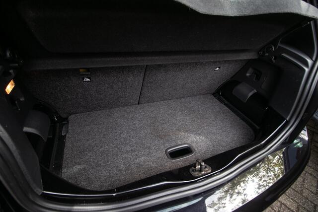 Volkswagen UP! 1.0 BMT take up! | Climate | Lichtmetaal
