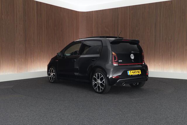 Volkswagen UP! 1.0 TSI 116pk GTI Panoramadak Stoelverwarming Cruise Control Parkeersensoren