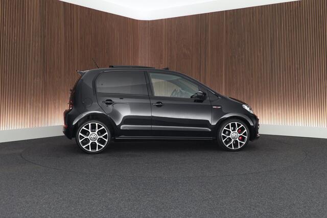 Volkswagen UP! 1.0 TSI 116pk GTI Panoramadak Stoelverwarming Cruise Control Parkeersensoren