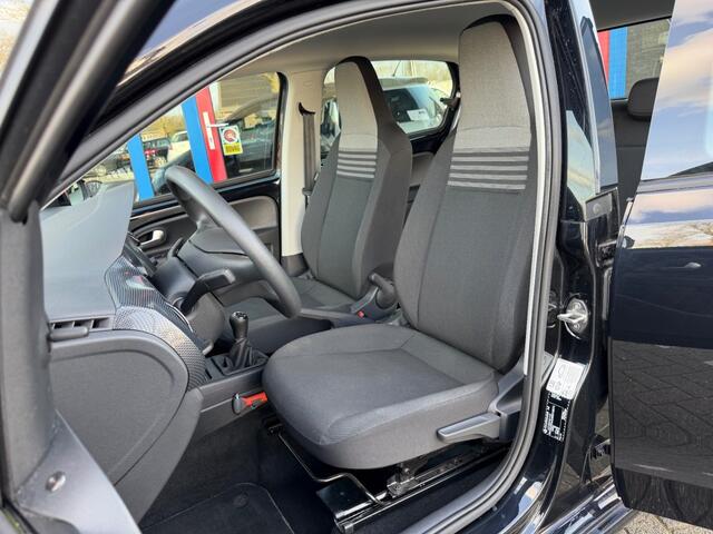 Volkswagen UP! 1.0 5-Deurs Led Airco bj2022