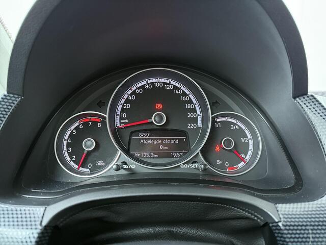 Volkswagen UP! 1.0 BMT move up! | 60 PK | Cruise control | Airco | DAB+ radio |