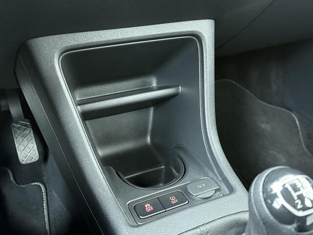 Volkswagen UP! 1.0 BMT move up! | 60 PK | Cruise control | Airco | DAB+ radio |
