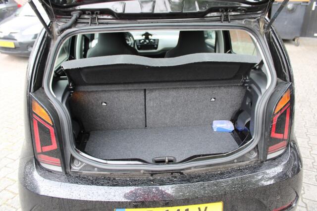 Volkswagen UP! 1.0 BlueMotion HIGH UP! - Airco Cruise 5 deurs