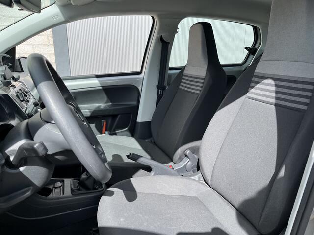 Volkswagen UP! 1.0 / AIRCO / DAB / BLUETOOTH / START/STOP / ZEER ZUINIG