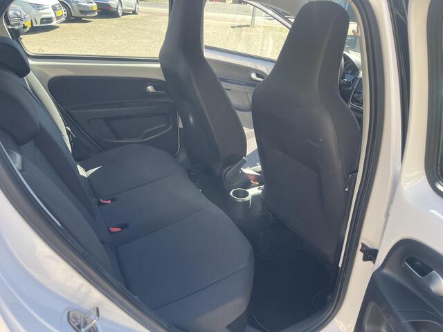 Volkswagen UP! 1.0 BMT move up! 1 ste eigenaar, perfect aantoonbaar onderhouden, airco, 5 deuren.