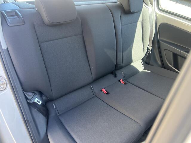 Volkswagen UP! 1.0 BMT move up! 1 ste eigenaar, perfect aantoonbaar onderhouden, airco, 5 deuren.
