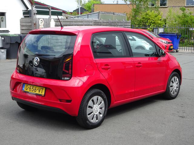 Volkswagen UP! 1.0 BMT move up! Airco, elektrische ramen, spiegels, centrale vergrendeling, dab, enz.