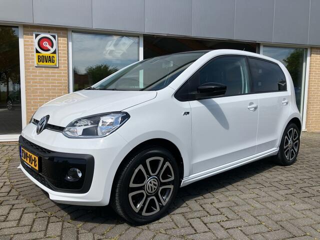 Volkswagen UP! 1.0 high up met R-line pakket!
