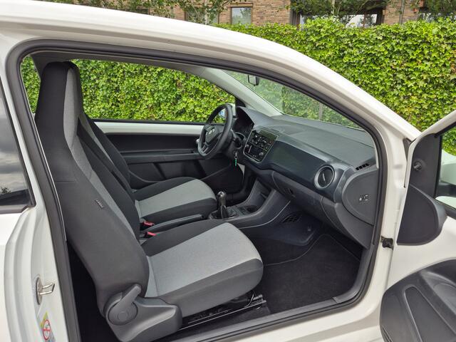 Volkswagen UP! 1.0 BMT take up! | Airco | Parkeersensoren | Bluetooth
