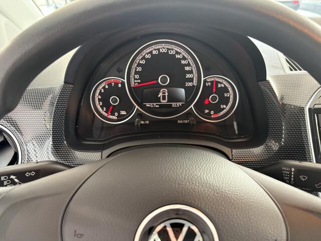Volkswagen UP! 1.0 Airco - Bluetooth - Radio - Led verlichting - Elektrische ramen - Centrale vergrendeling met afstandsbediening - Start/stop systeem