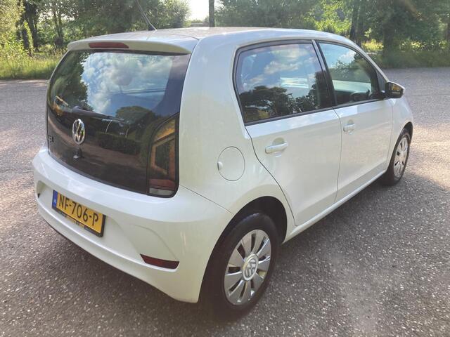 Volkswagen UP! 1.0 BMT move up!