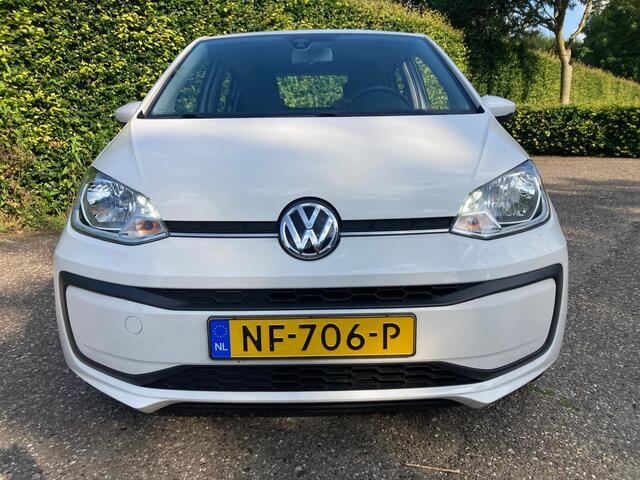 Volkswagen UP! 1.0 BMT move up!