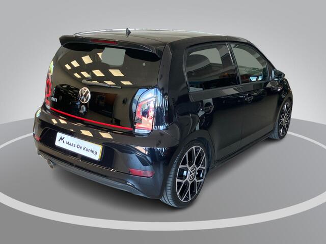 Volkswagen UP! 1.0TSI/115PK GTI · Milltek uitlaat · Camera · Cobra kuipstoelen · Garantie t/m 11-08-2027 of 100.000km
