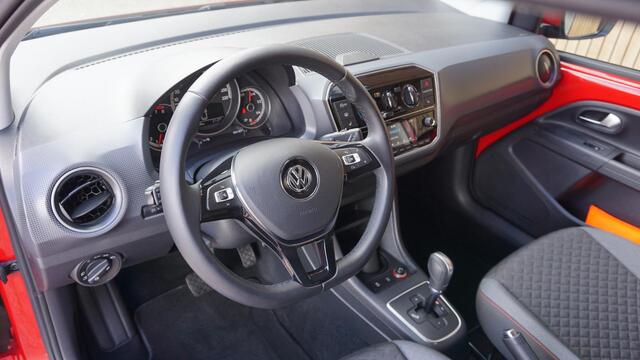 Volkswagen UP! Automaat 1.0 75pk BMT high up! Join 5 drs Airco Stoelverw Cruise controle *33369 km* 15 inch LM PDC *Dealer onderhouden*
