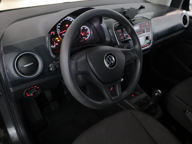 Volkswagen UP! 1.0 Move Up! 65 pk | Navigatie via App | Parkeersensoren achter | Achteruitrijcamera | Cruise control | Autom. airco | Stoelverwarming |