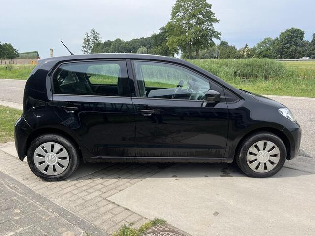 Volkswagen UP! 1.0 BMT move up!