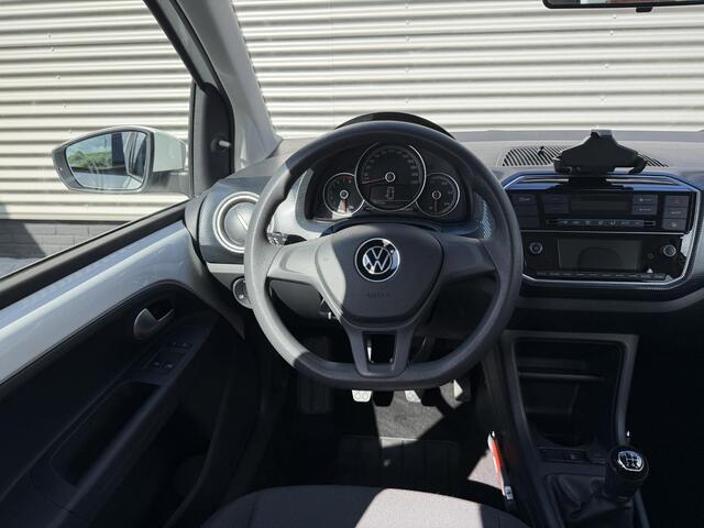 Volkswagen UP! 1.0 | Bluetooth | Camera | Cruise