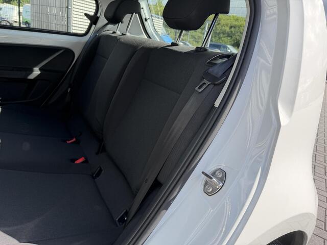 Volkswagen UP! 1.0 | Bluetooth | Camera | Cruise