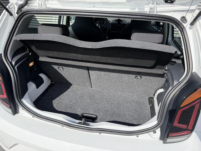 Volkswagen UP! 1.0 | Bluetooth | Camera | Cruise