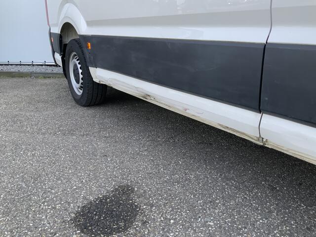 Volkswagen e-Crafter e-Crafter L3H3 36 kWh Airco Cruise Navi Camera 3 Zits (Schade`s) Opstap Euro 6