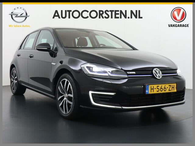 Volkswagen e-Golf AUT SOH=92% Adaptieve Cruise Warmtepomp App-Connect Apple Carplay Android Auto Climatronic Stoelverwarming DAB+ Led Virtual Cockpit Winterpakket Licht/Regensensor Pdc App-Connect Lmv 17" E-DITION 136PK 290NM Koppel slechts 44.000km