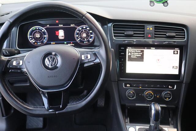 Volkswagen e-Golf e-Golf Virtueel Dashboard, Cruise control, Climate control, Achteruitrijcamera