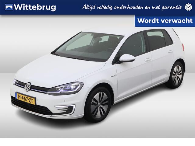 Volkswagen e-Golf E-DITION / Led / Climate controle / Navigatie / Parkeersensoren V+A / Lichtmetaal 17 inch /