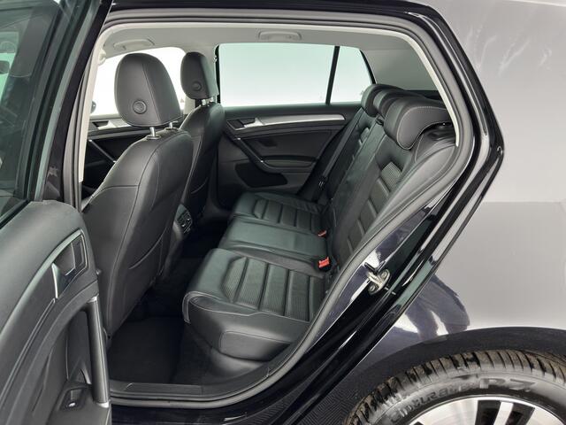 Volkswagen e-Golf E-DITION (INCL.BTW) *HEAT-PUMP | LUXURY-LEATHER | FULL-LED | DIGI-COCKPIT | NAVI-FULLMAP | HEATED-SPORTSEATS | CAMERA | DAB+ | AMBIENT-LIGHT | 16''ALU*