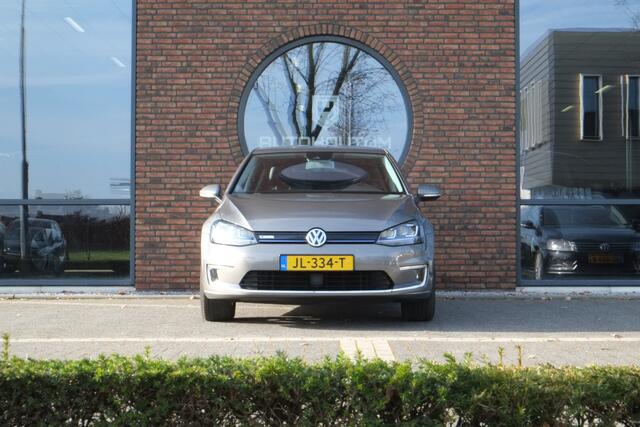 Volkswagen e-Golf Warmtepomp, Leder, ACC, Achteruitrijcamera