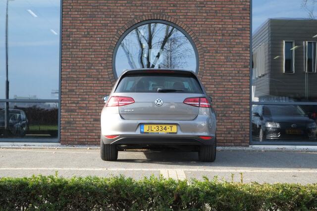 Volkswagen e-Golf Warmtepomp, Leder, ACC, Achteruitrijcamera