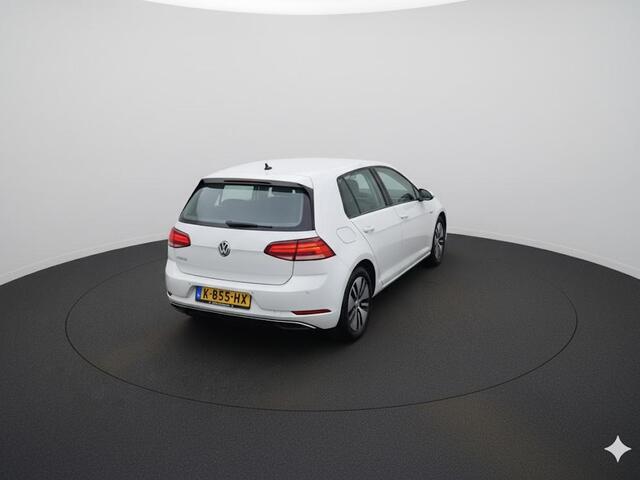 Volkswagen e-Golf E-DITION 136pk | Navi| Parksensors| LM-velgen| LED