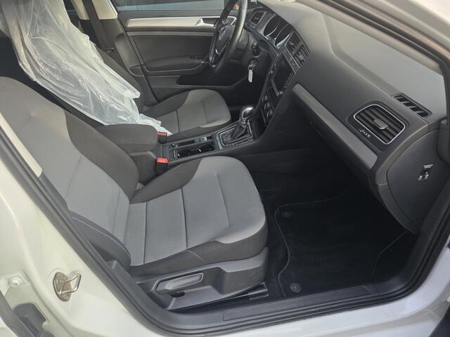 Volkswagen e-Golf e-Golf