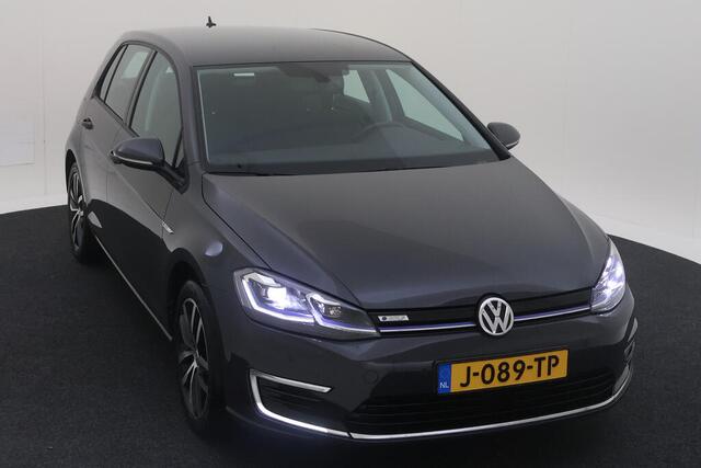 Volkswagen e-Golf E-DITION / PARK. SENSOREN/ LED/ NAVI/ CLIMA/ BLUETOOTH/ 17" LMV