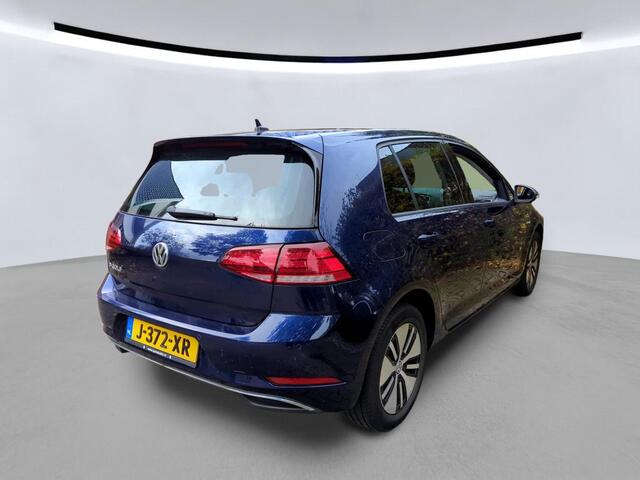 Volkswagen e-Golf E-DITION / Navigatie / App connect / LED / Camera / Parkeersensoren V+A /