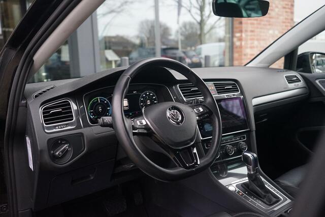 Volkswagen e-Golf , 7.5 Facelift, Leder, Camera, 18'' Rotiform, DAB+, Cruise.