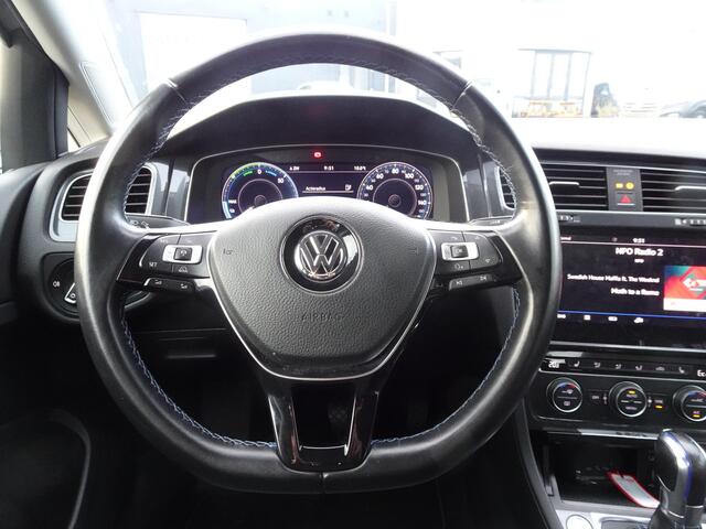 Volkswagen e-Golf e-Golf