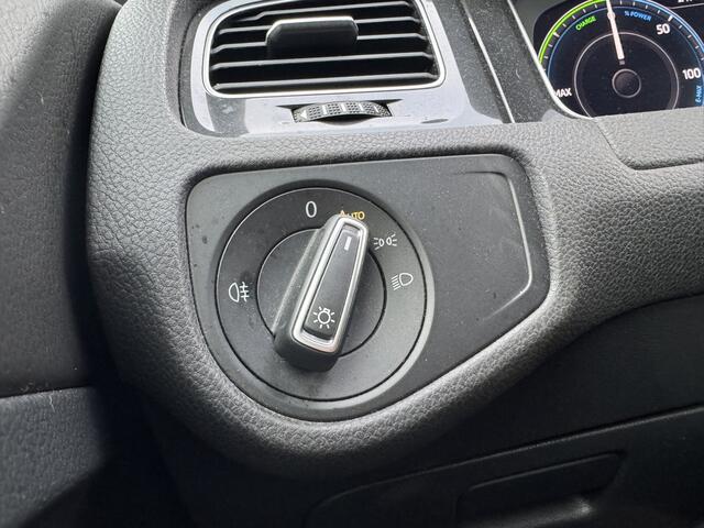 Volkswagen e-Golf *Navigatie*Leder*