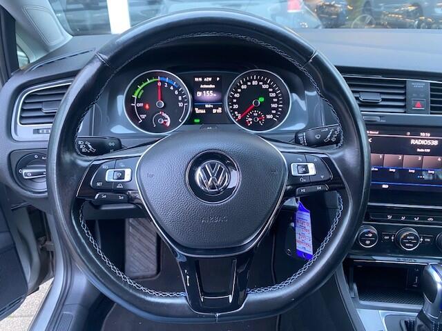 Volkswagen e-Golf 50% deal 5,975,- ACTIE Navi / Clima / ACC / Telefoon / Carplay