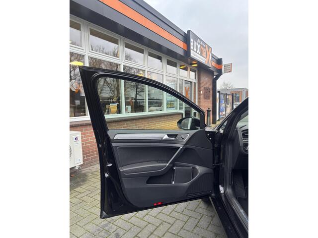 Volkswagen e-Golf e-Golf |Leder!|Full Led!|Adaptive Cruise!|