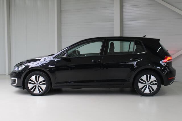 Volkswagen e-Golf E-DITION Navigatie | Warmtepomp | Adaptieve Cruisecontrol | Climate Control