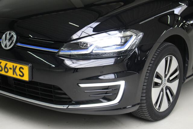 Volkswagen e-Golf E-DITION Navigatie | Warmtepomp | Adaptieve Cruisecontrol | Climate Control