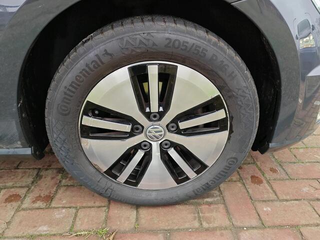 Volkswagen e-Golf E-DITION NL-AUTO | DIGI DASH | NAVI | CAMERA