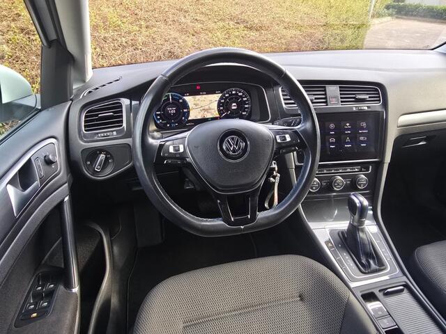 Volkswagen e-Golf E-GOLF
